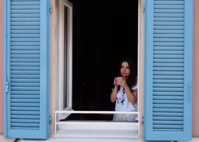 Lamalatestina - In Front Of The Castle Апартаменты