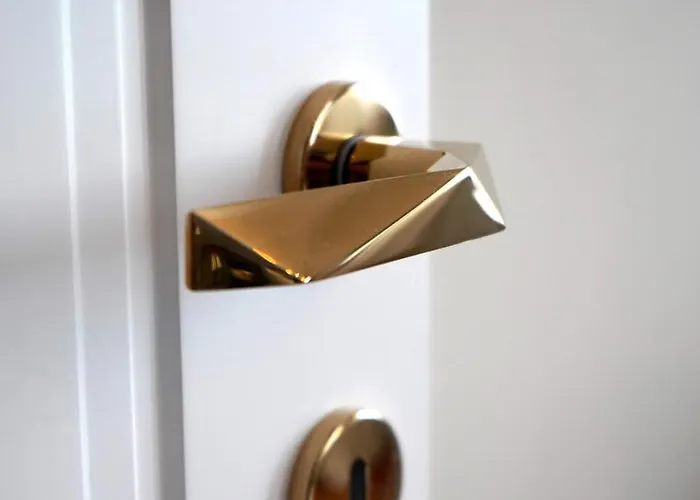 Lamalatestina - In Front Of The Castle * Римини