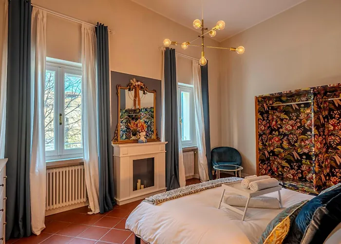 Lamalatestina - In Front Of The Castle * Rimini