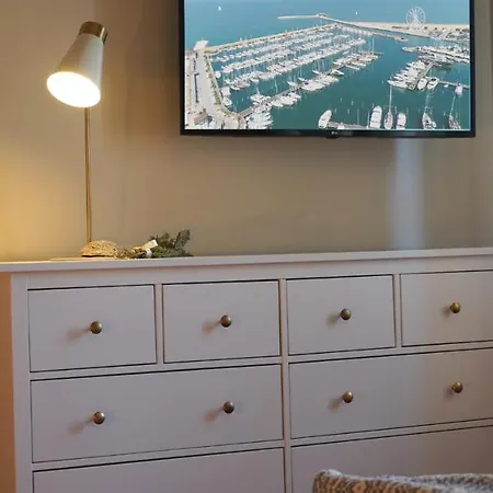 Lamalatestina - In Front Of The Castle *