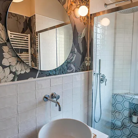 Lamalatestina - In Front Of The Castle Apartamento Rímini