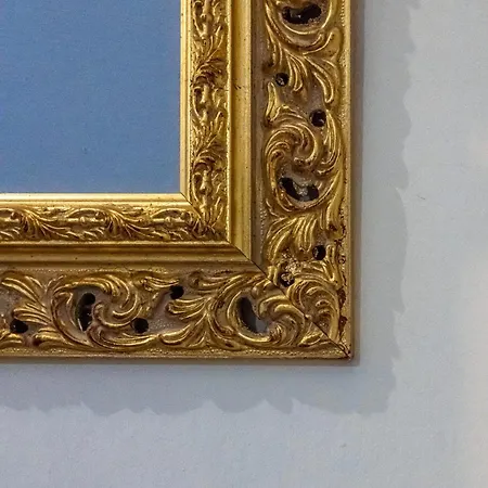 Lamalatestina - In Front Of The Castle Rímini